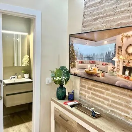 Front Arc Guest house Barcelona